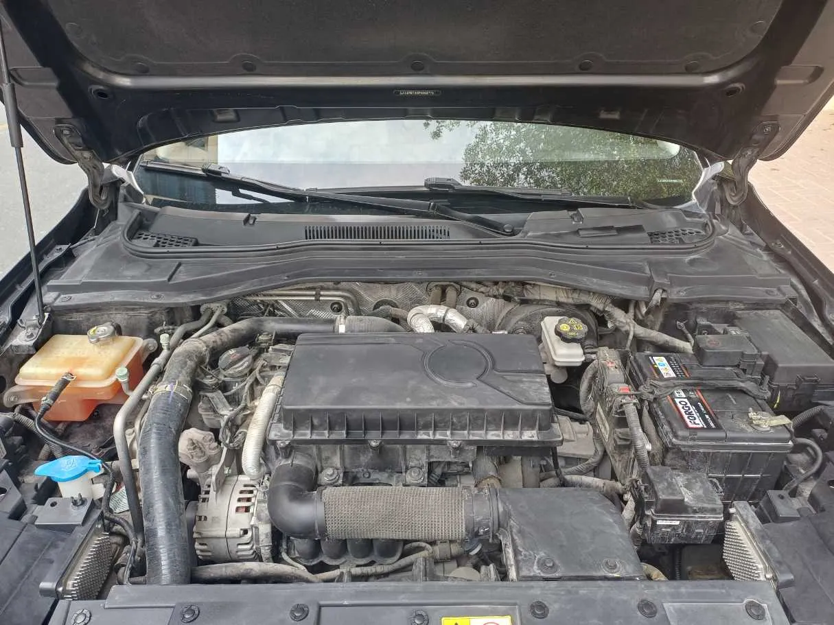 Car image 24