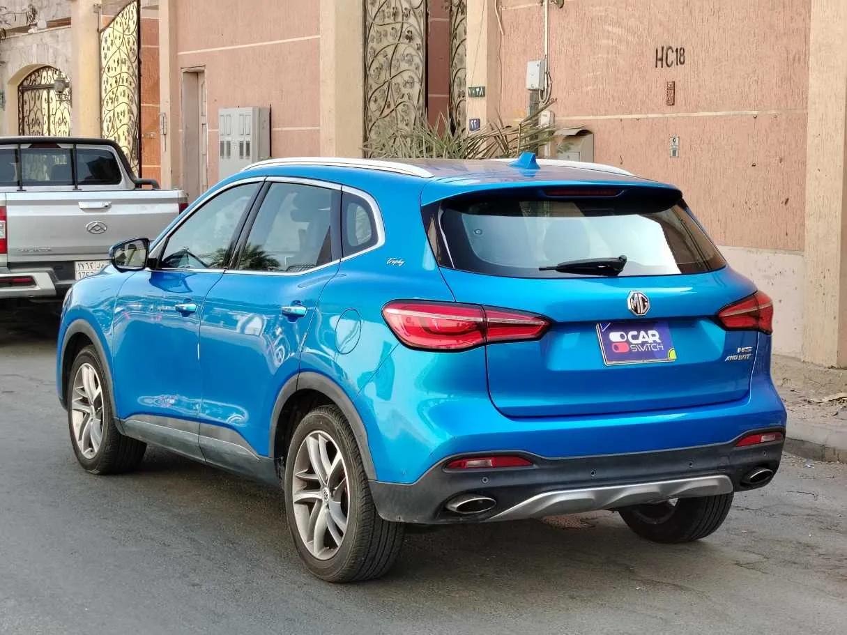 Car image 7
