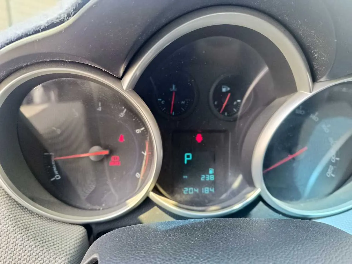 Car image 23