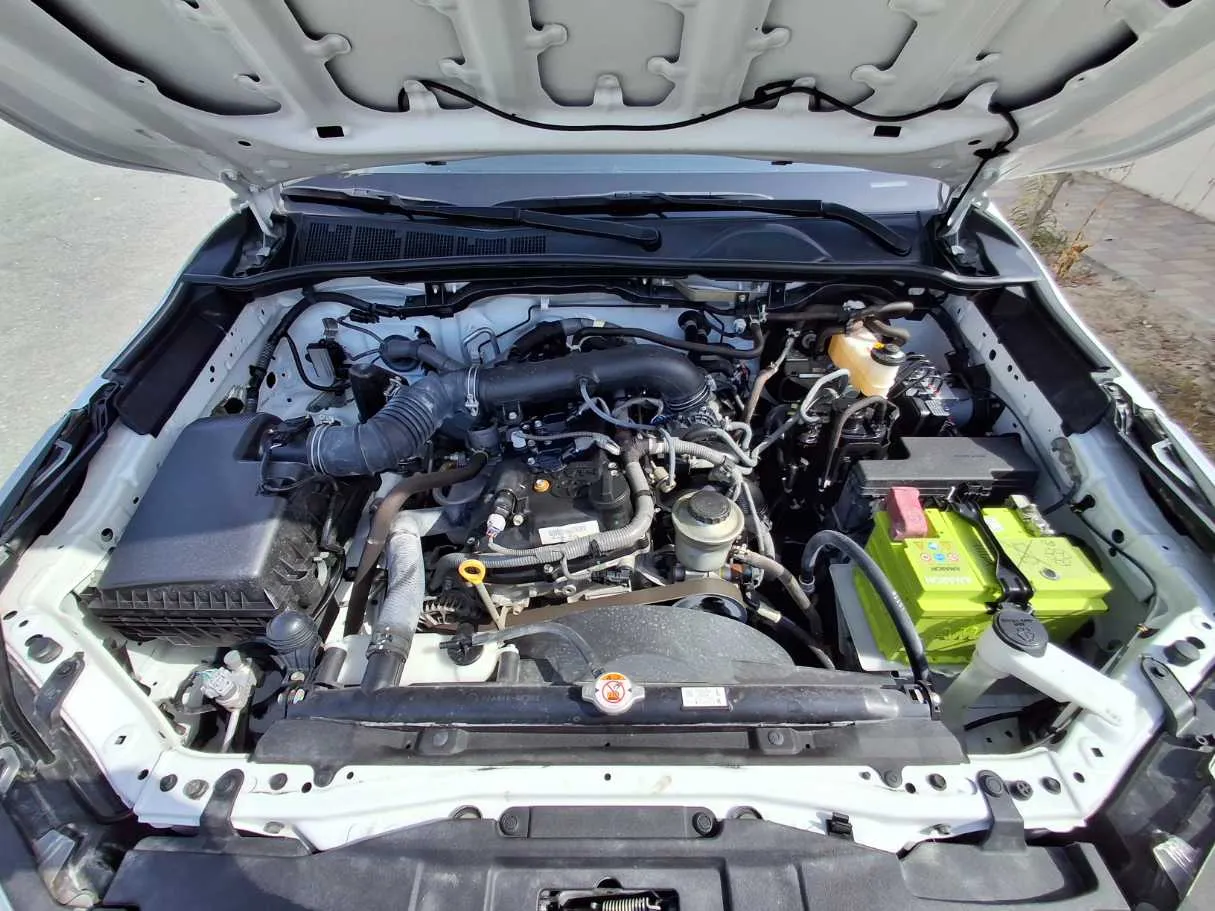 Car image 20