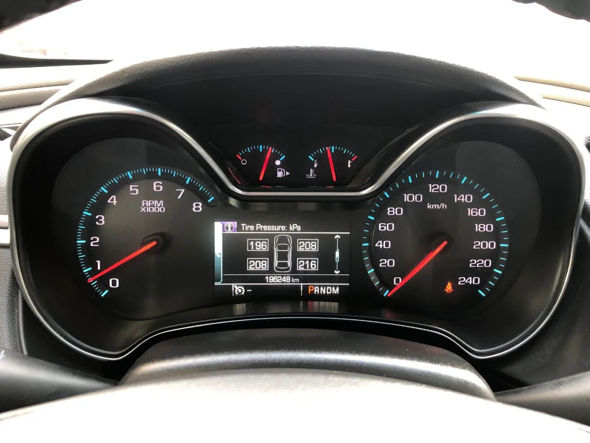 Car image 17