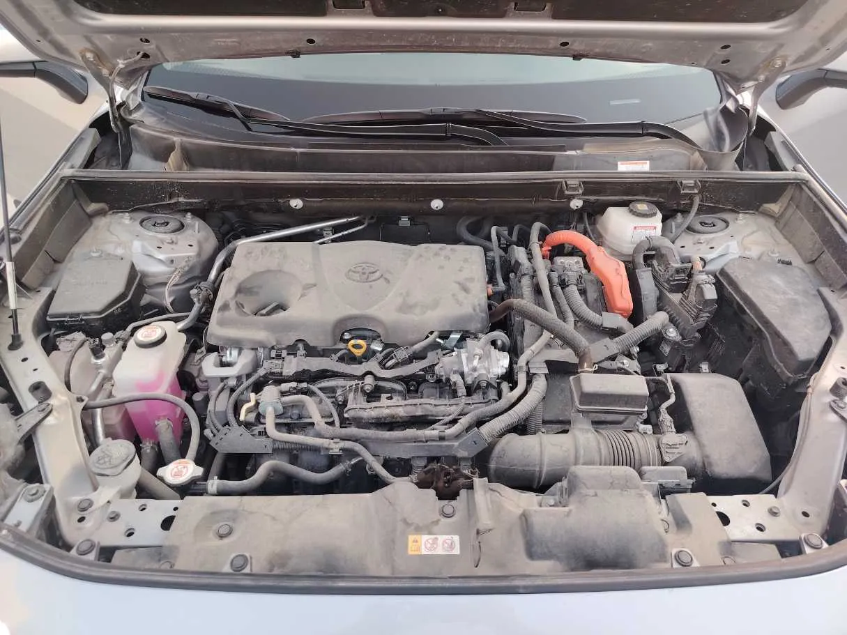 Car image 35