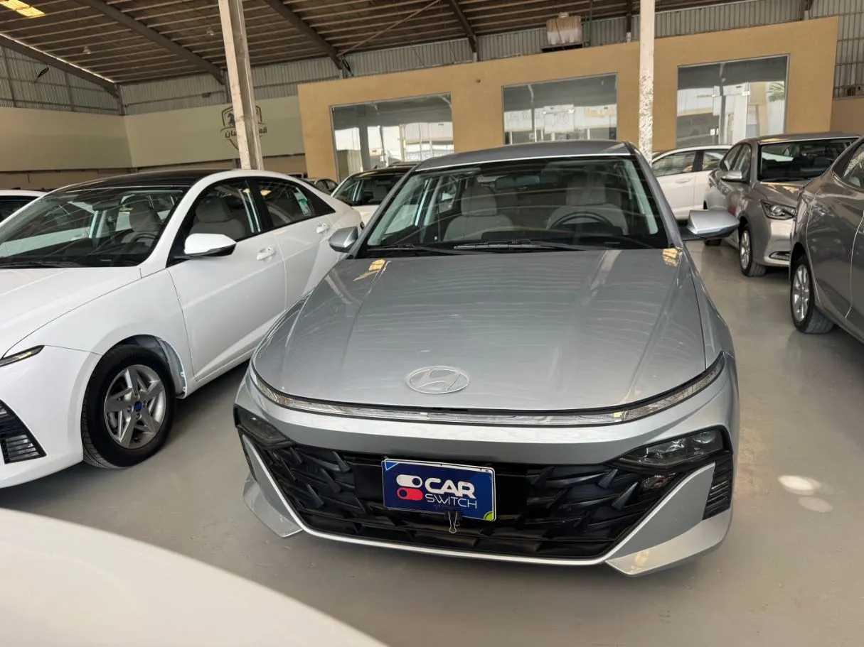 Car image 2