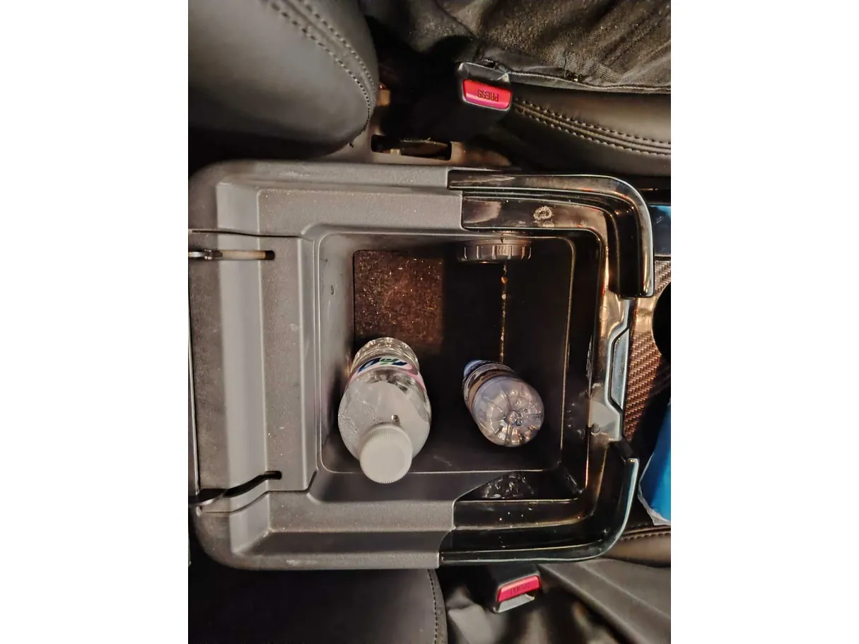 Car image 49