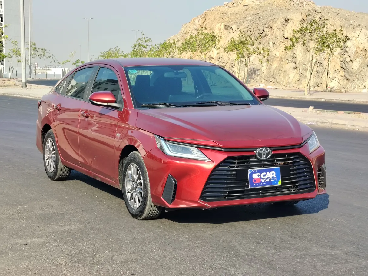 Car image 3
