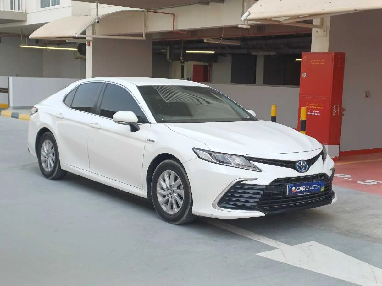 Car image 3