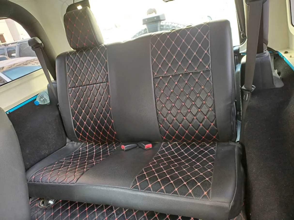 Car image 13