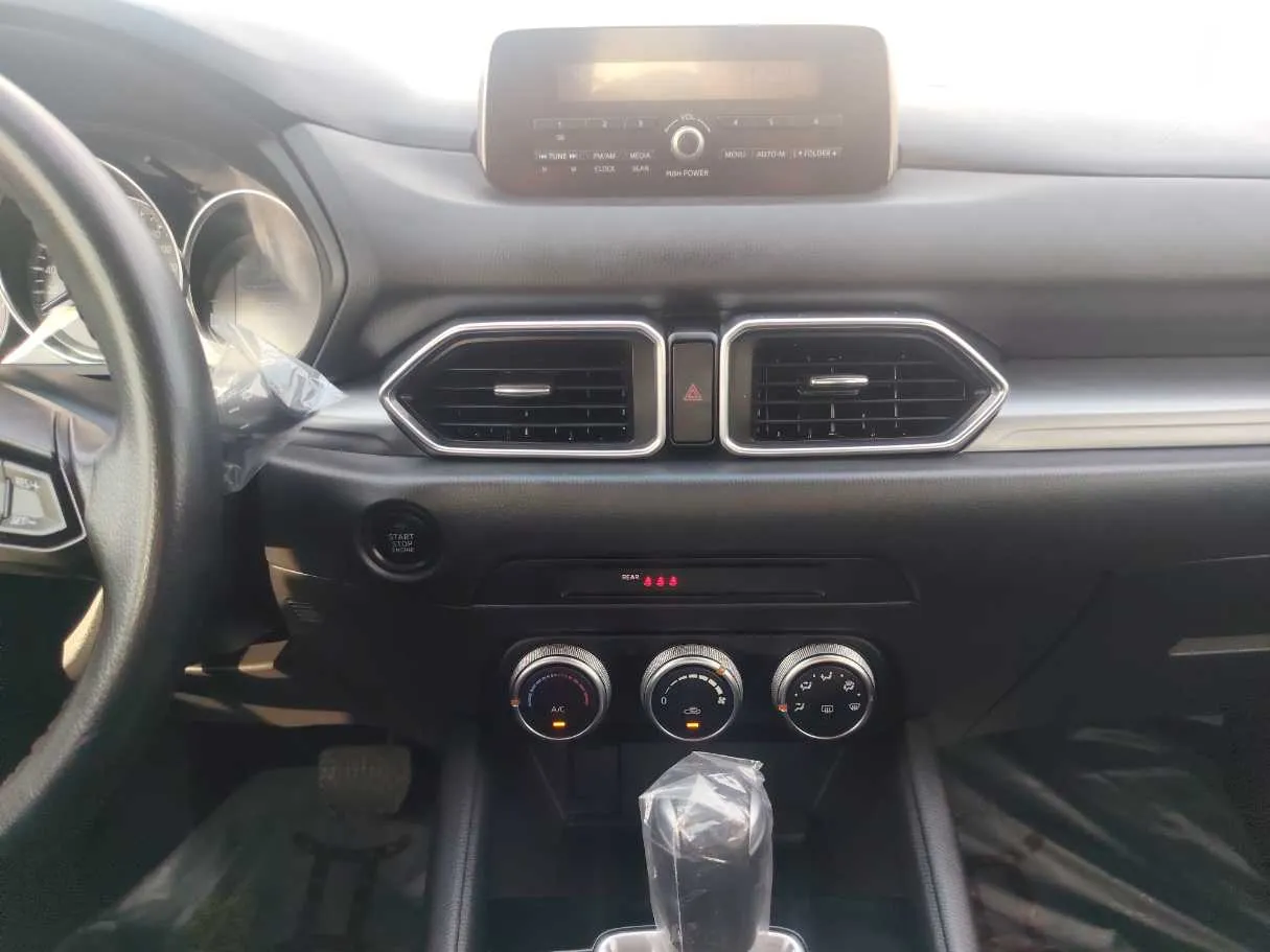 Car image 22