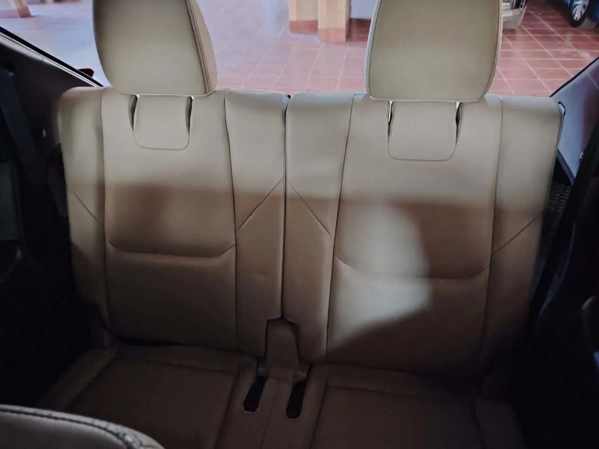 Car image 39