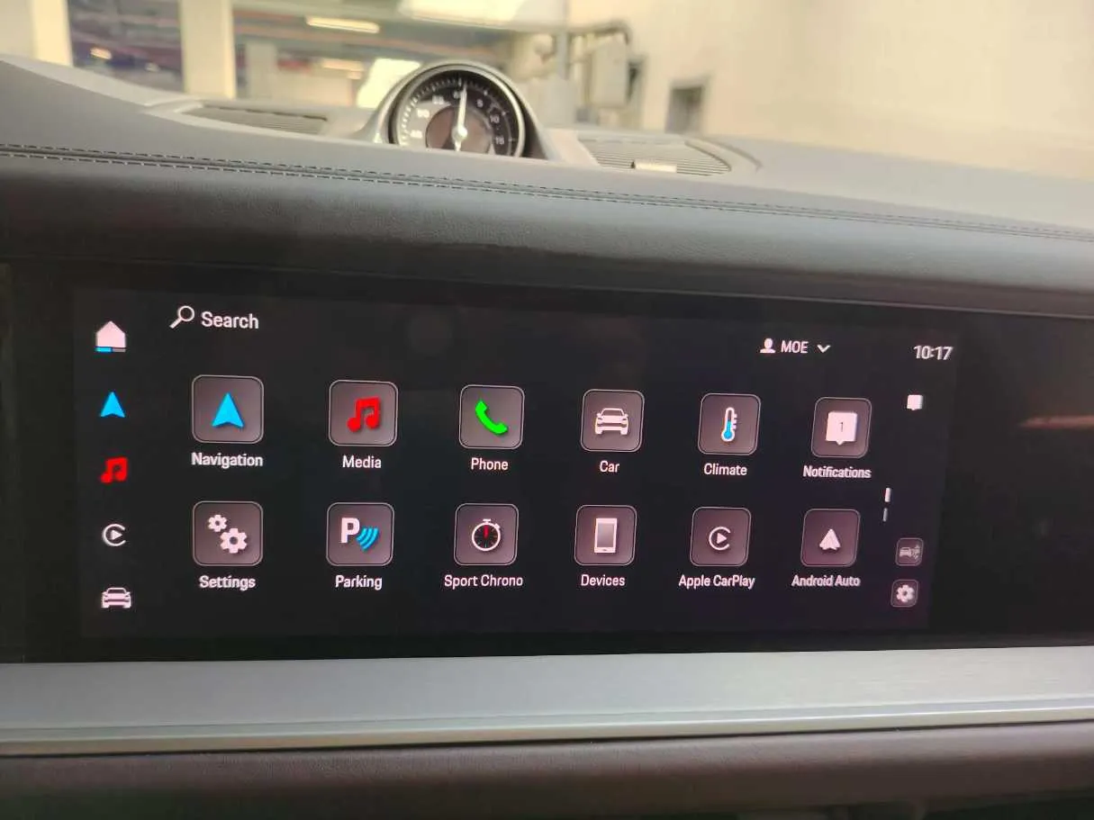 Car image 25