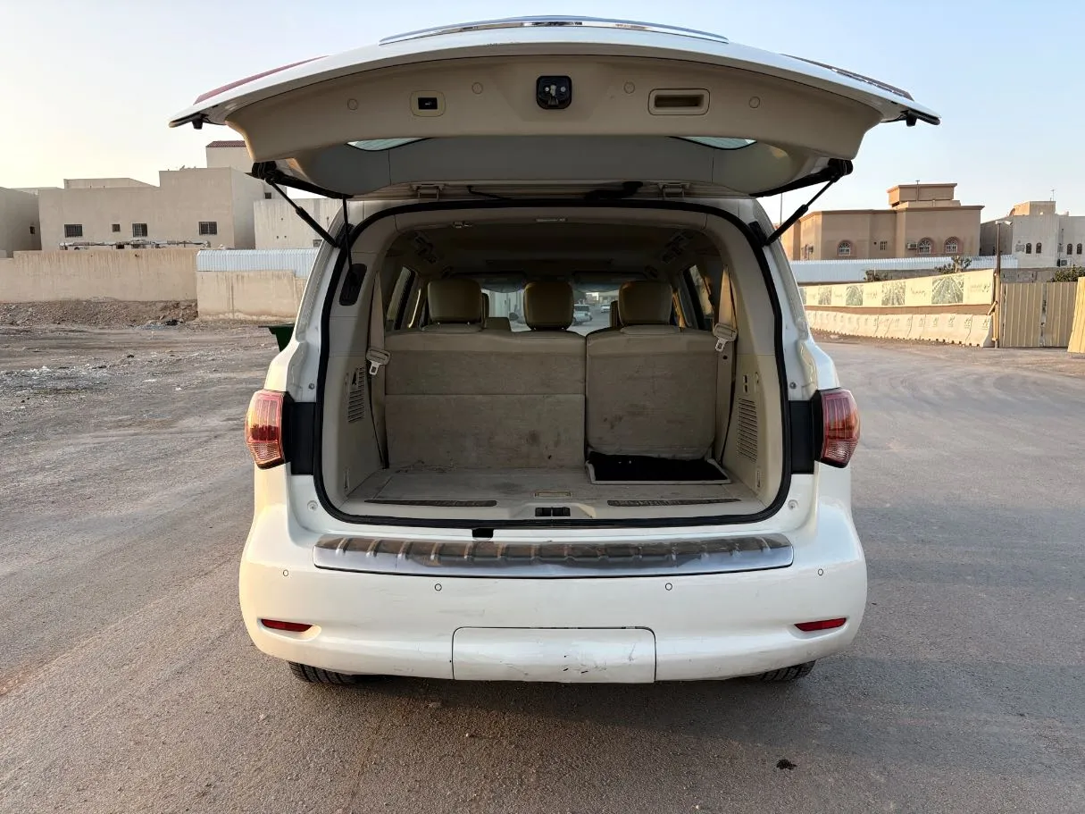 Car image 27
