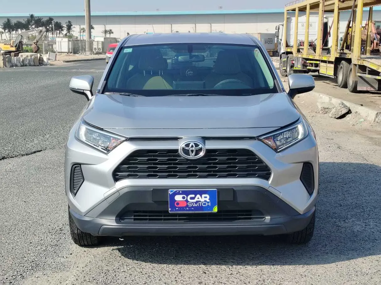 Car image 2