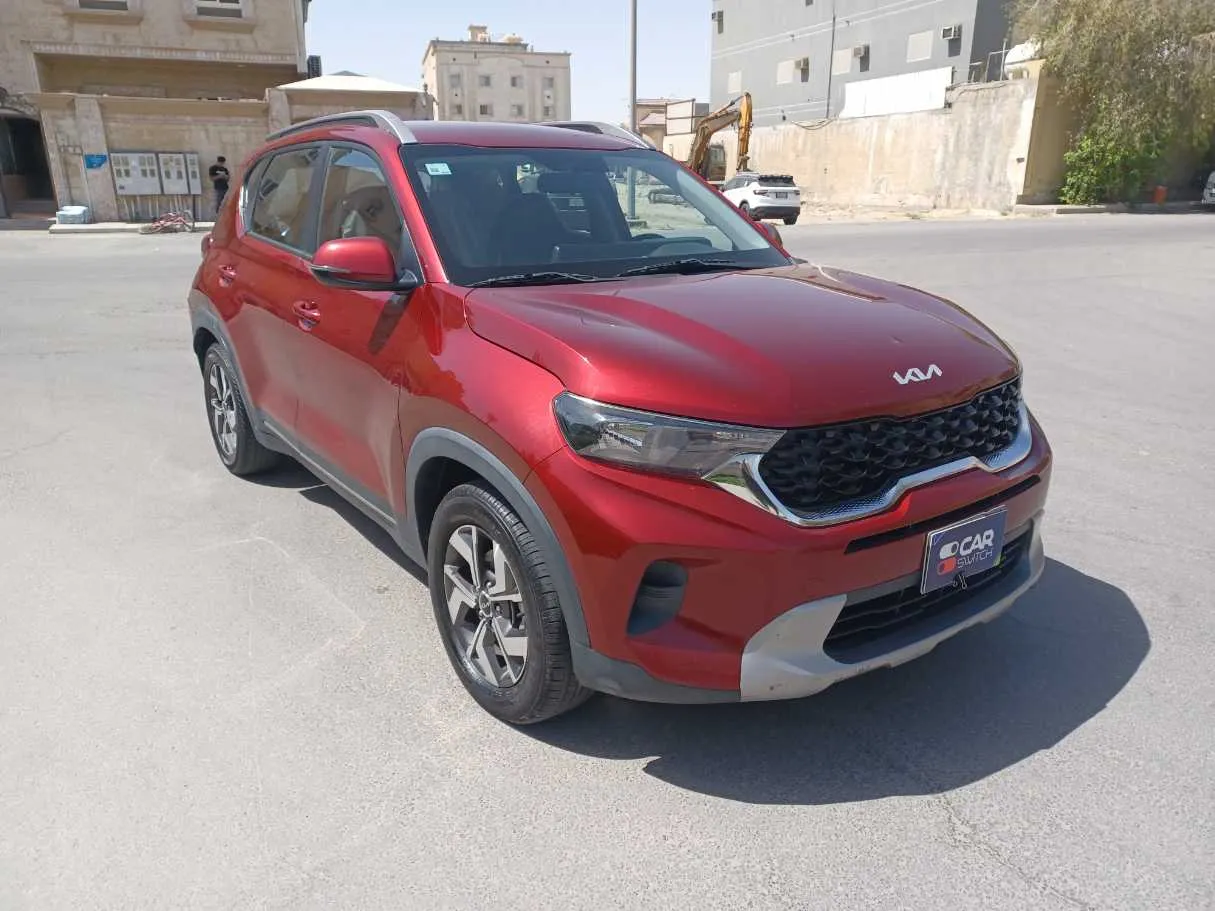 Car image 3