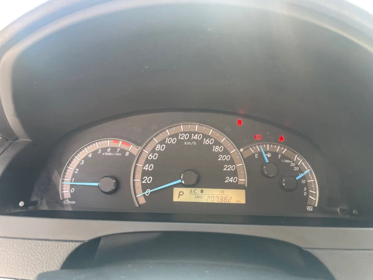 Car image 21