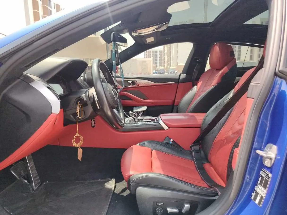 Car image 13