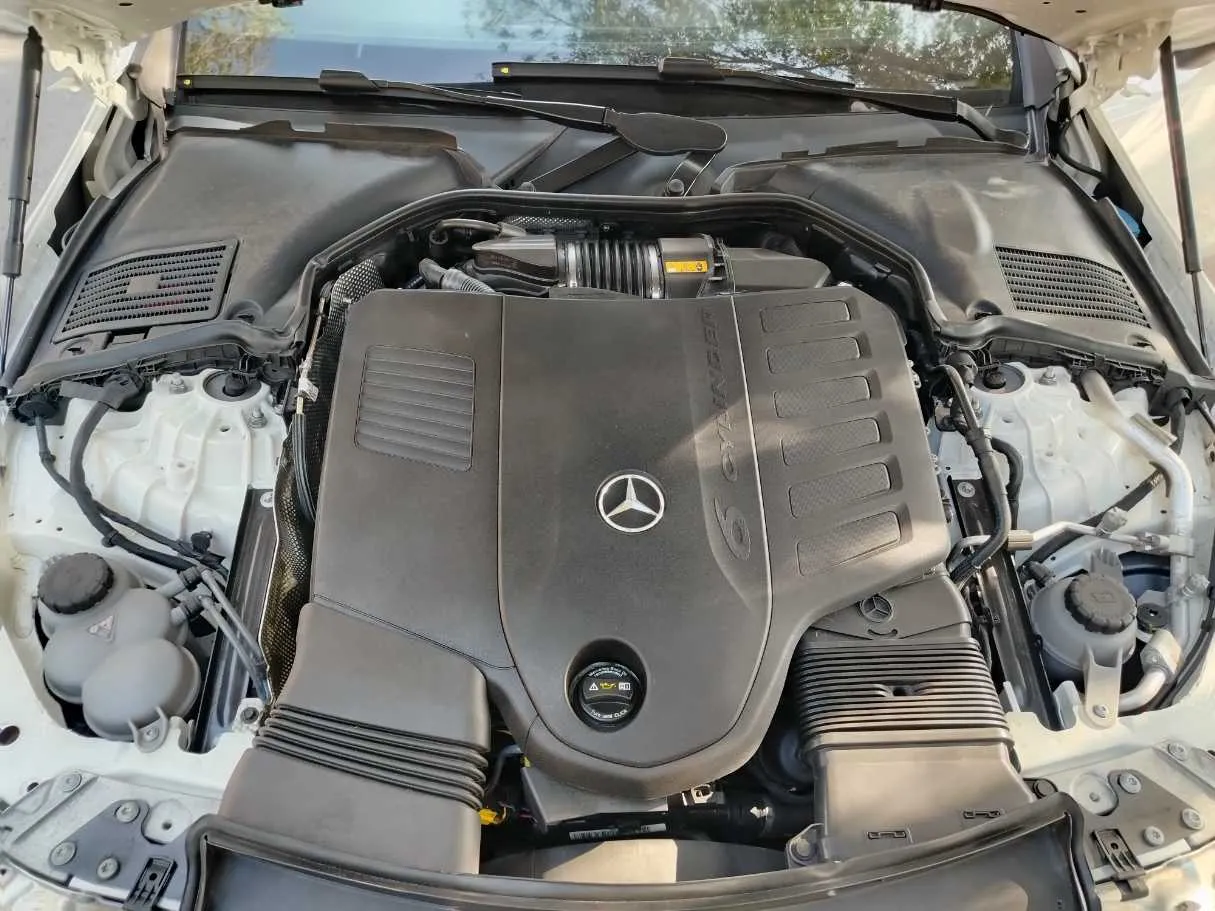 Car image 36