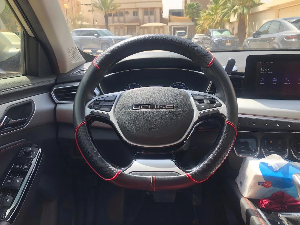Car image 17