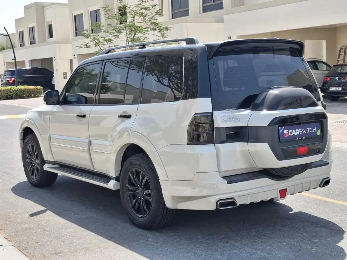 Car image 7