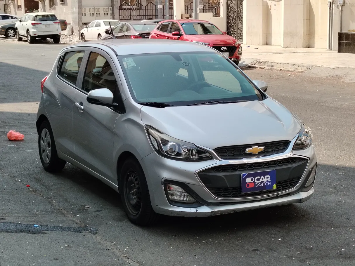 Car image 3