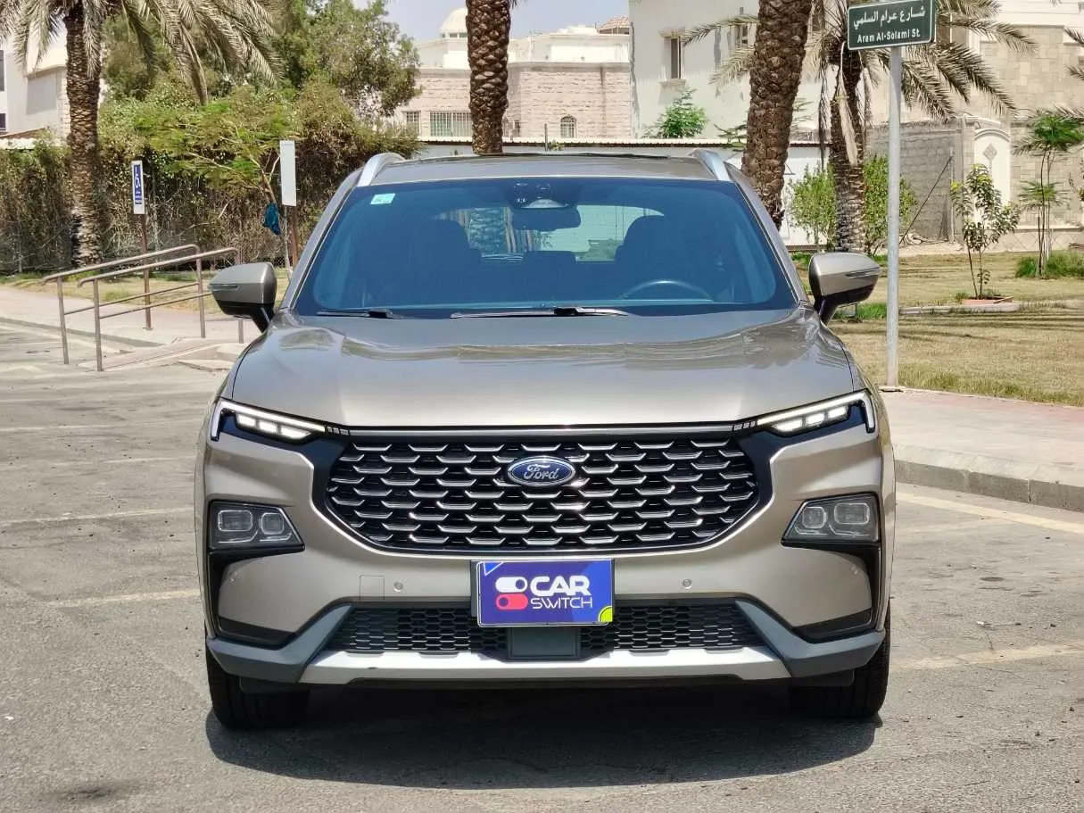 Car image 2