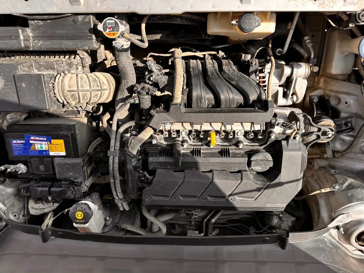Car image 25