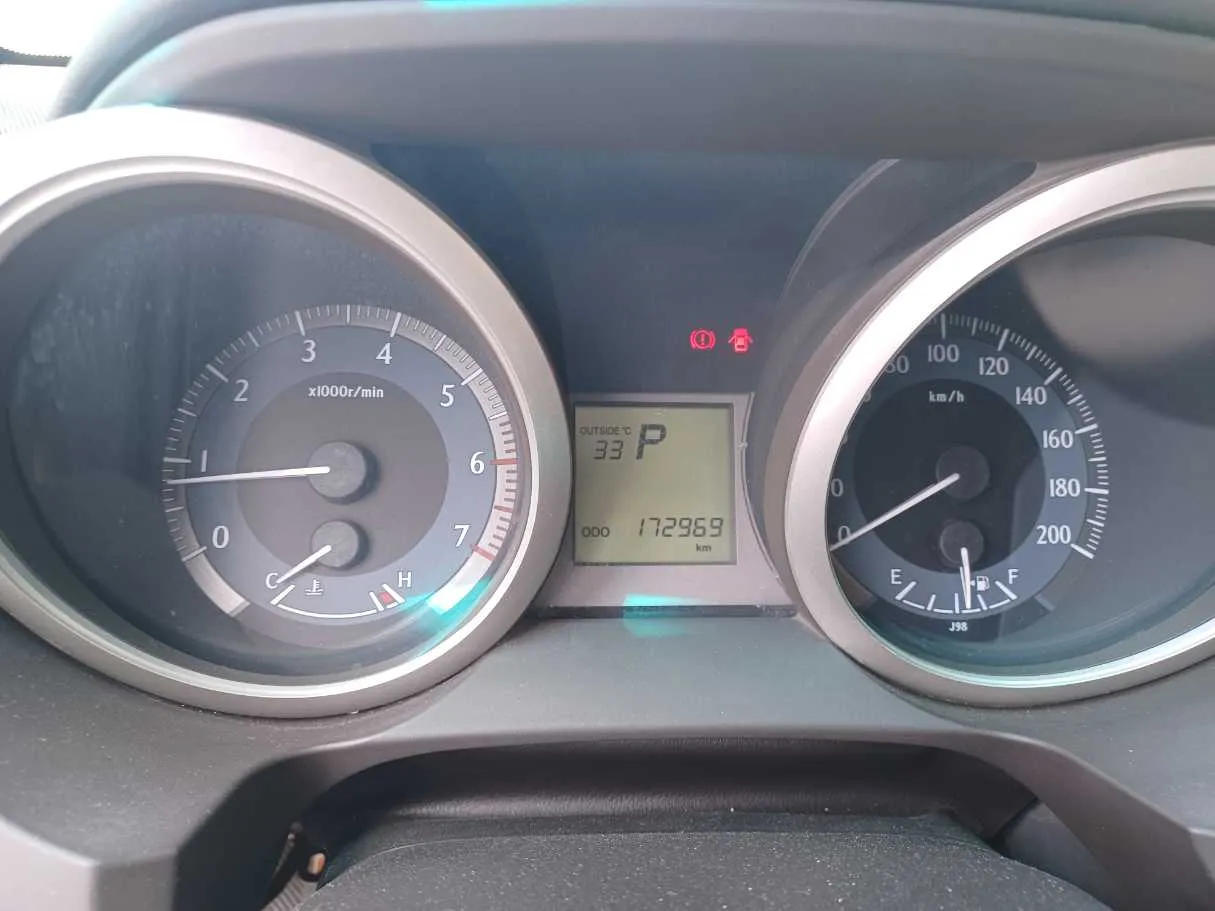 Car image 21