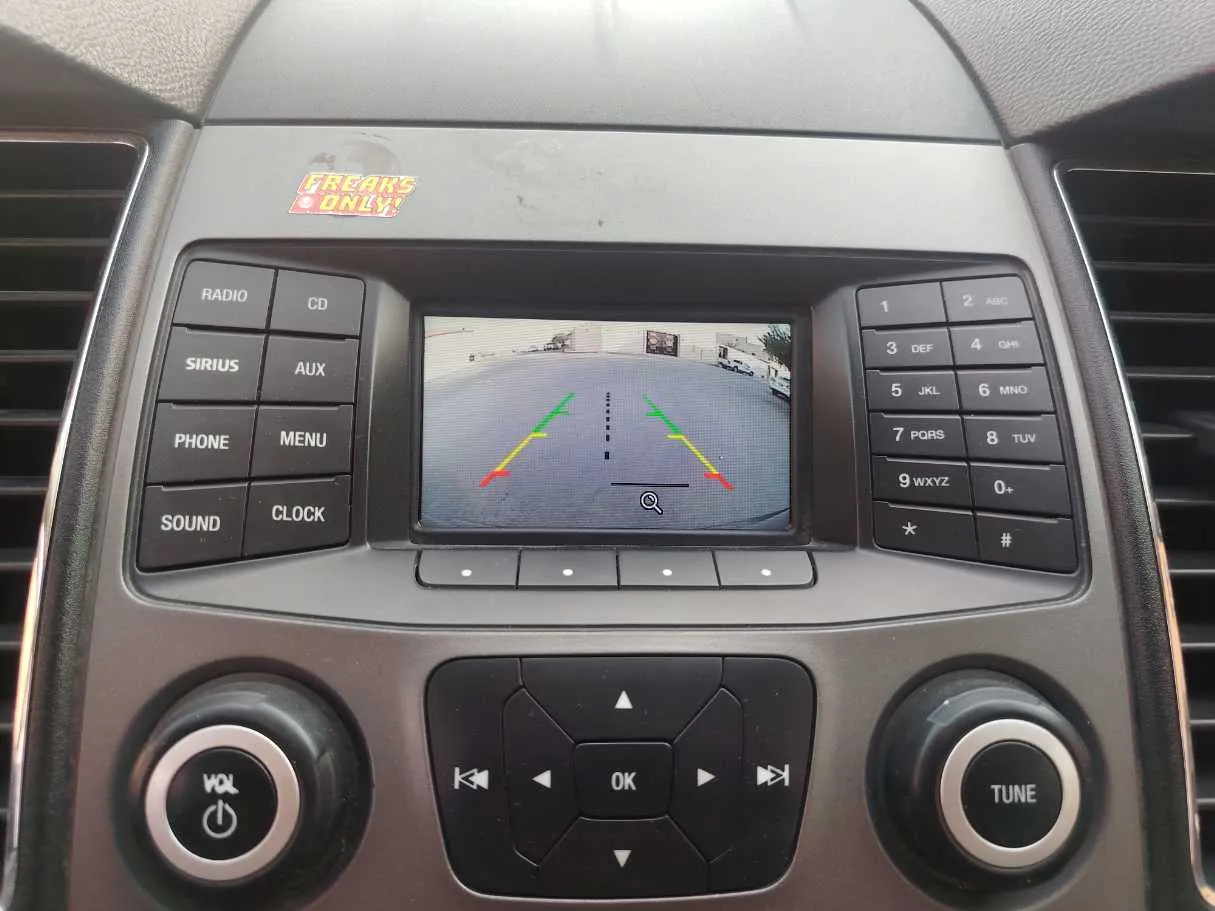Car image 23