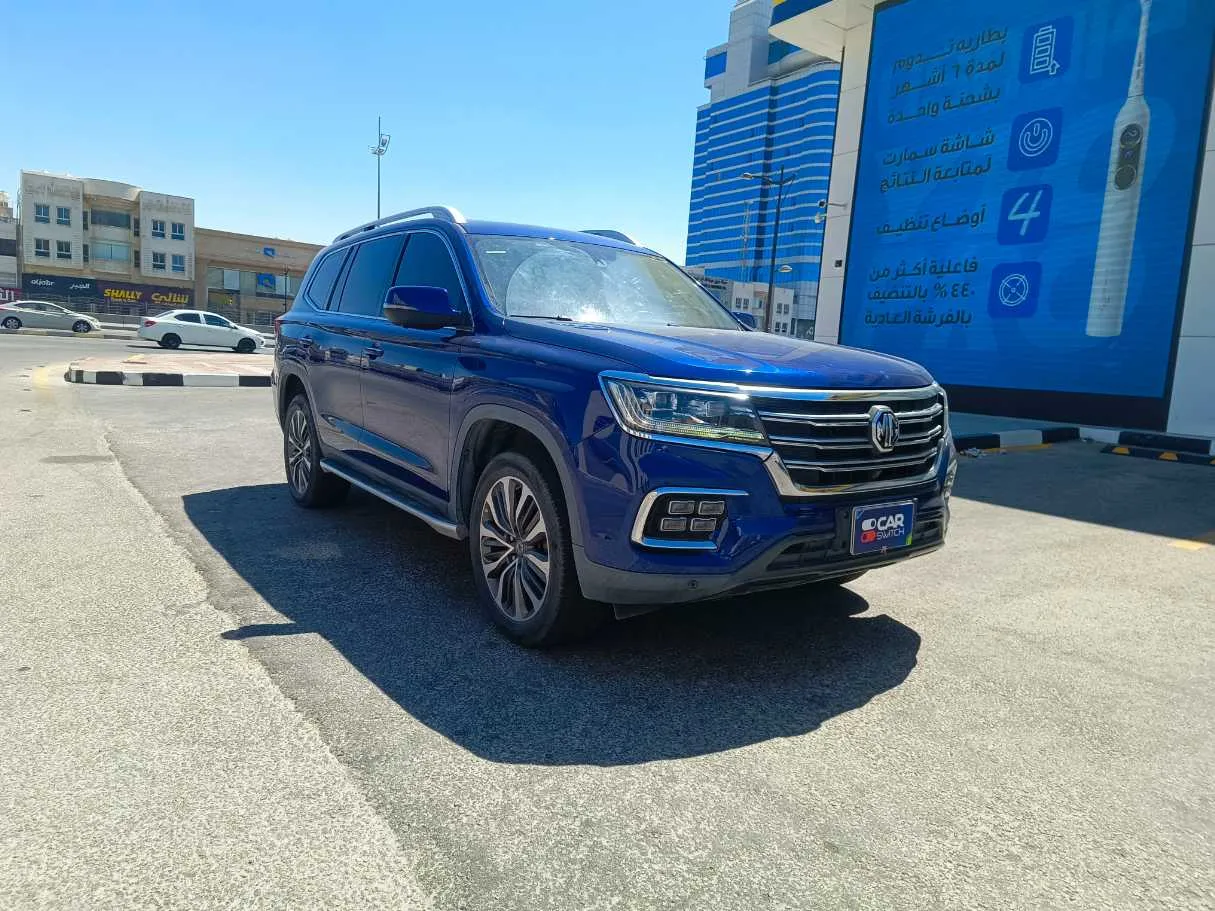 Car image 3