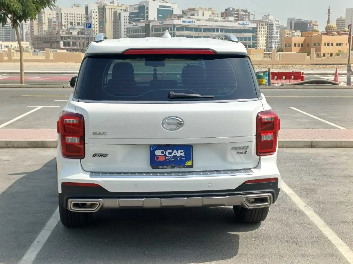 Car image 6