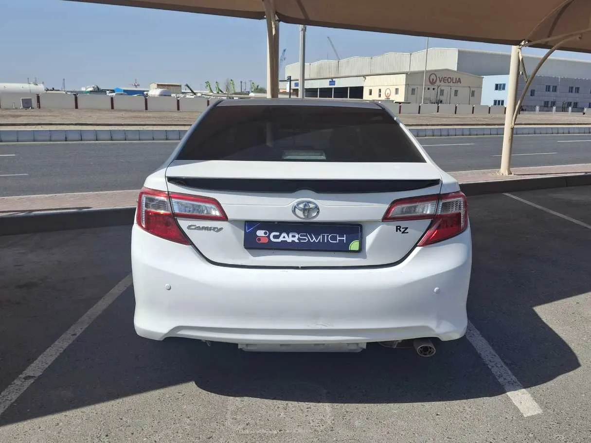 Car image 6