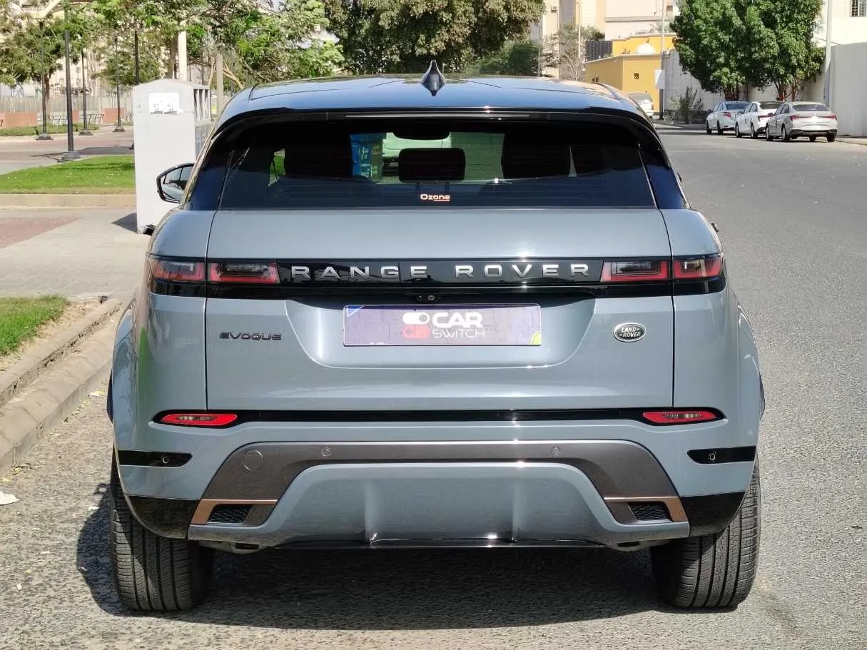 Car image 6