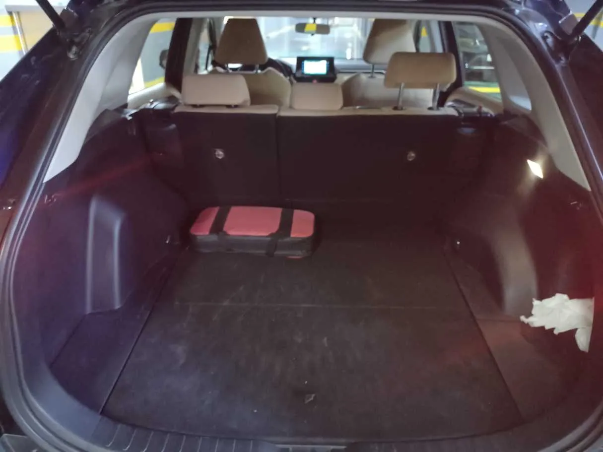 Car image 22