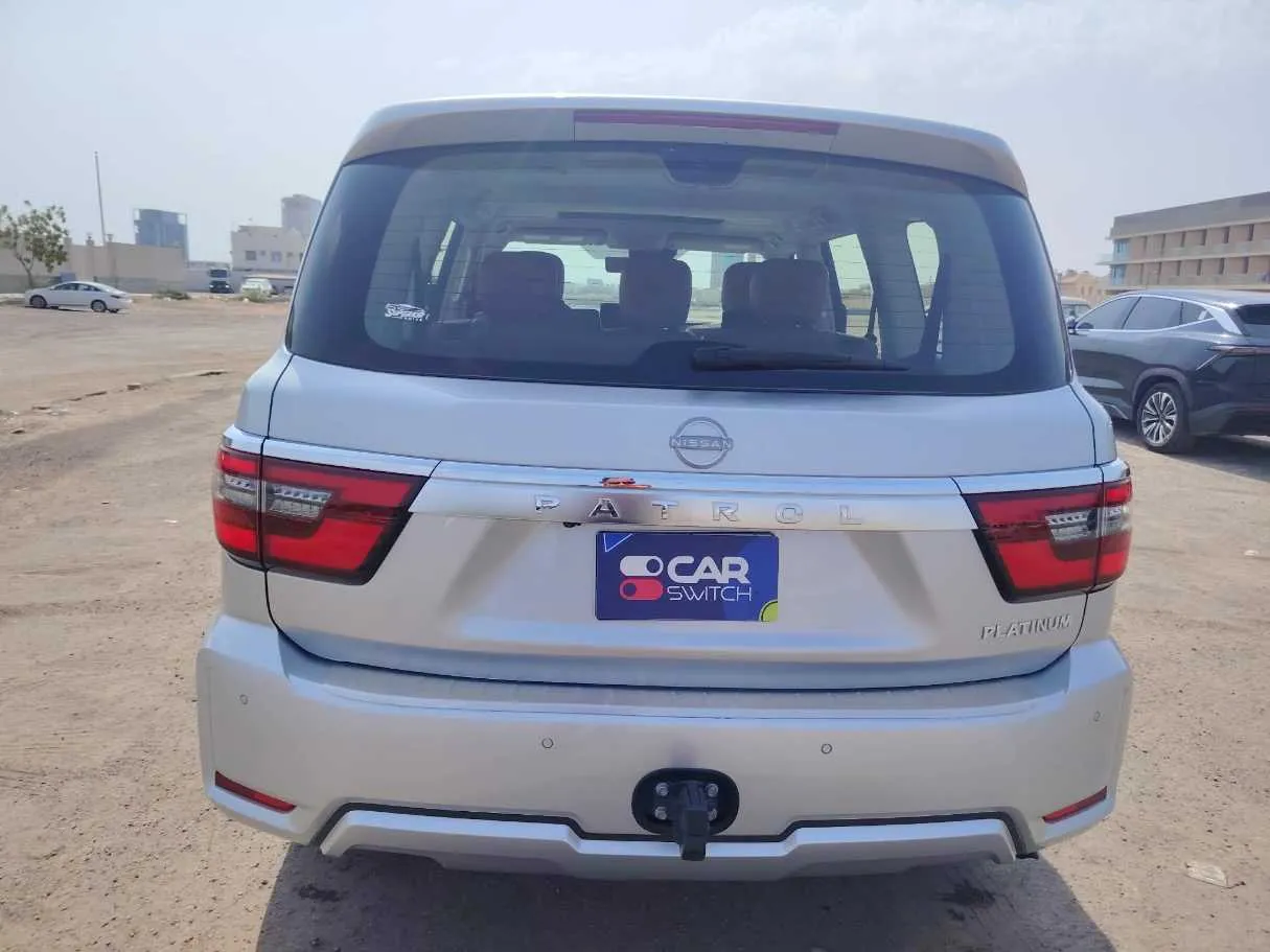 Car image 6