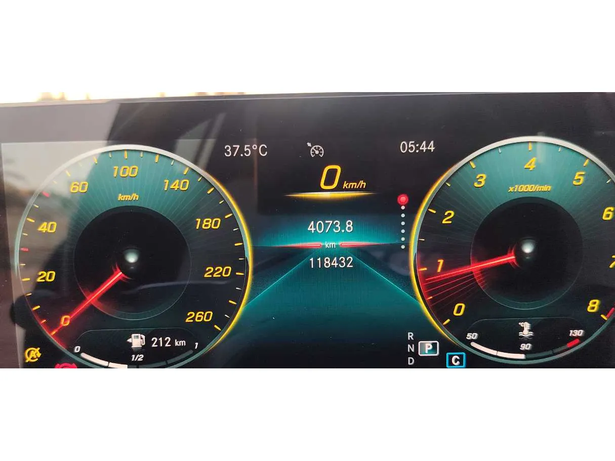 Car image 22