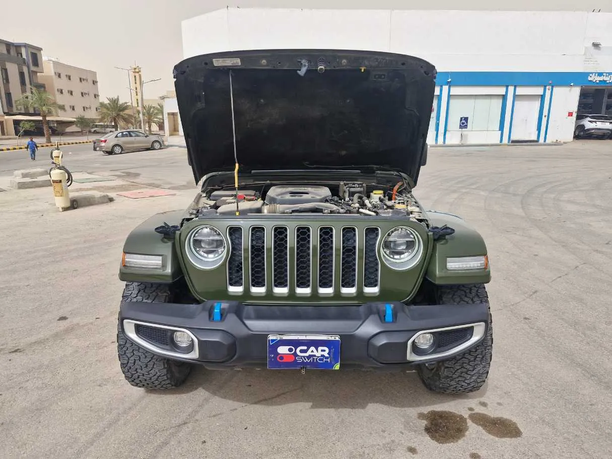 Car image 22
