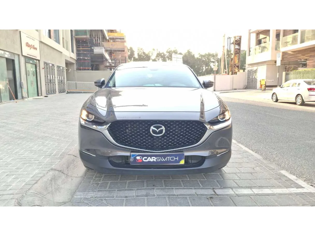Car image 2