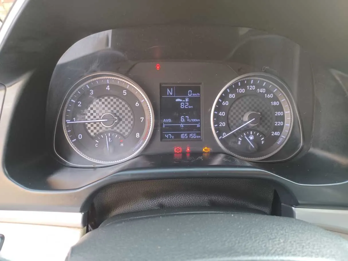 Car image 20