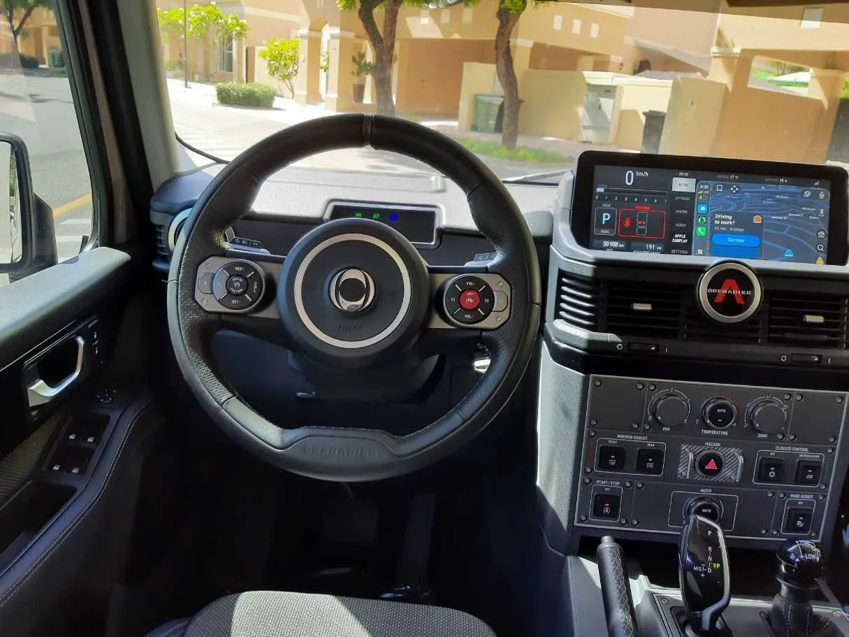 Car image 17