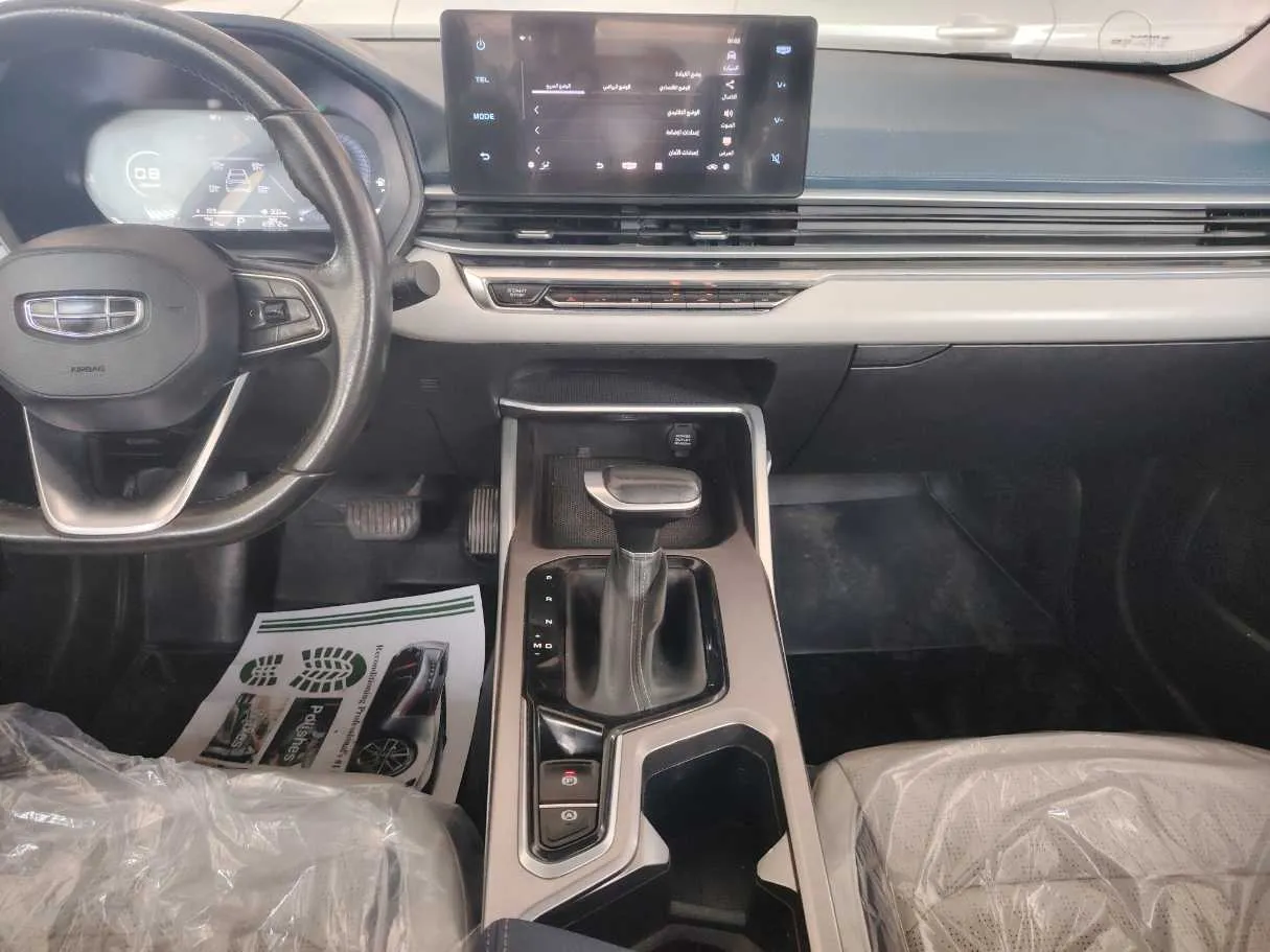 Car image 23