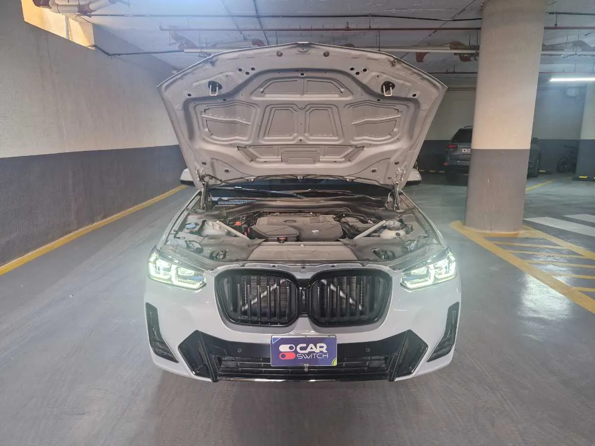 Car image 25