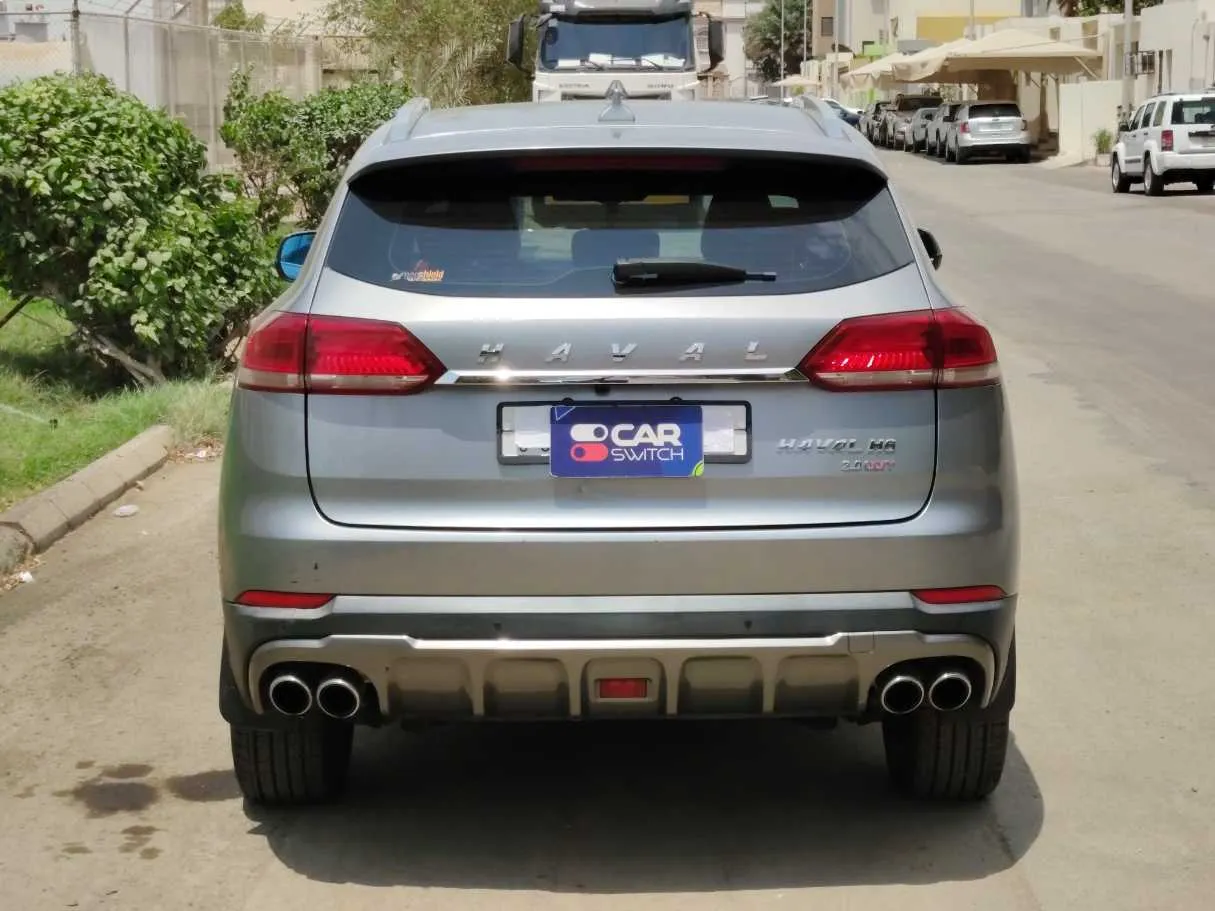 Car image 6