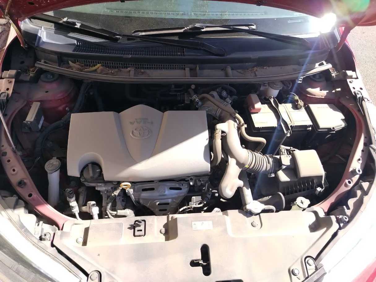 Car image 37