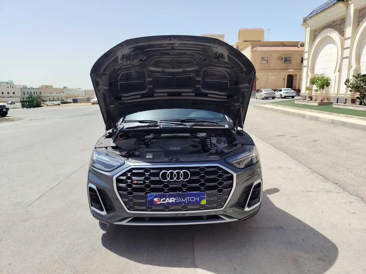 Car image 38