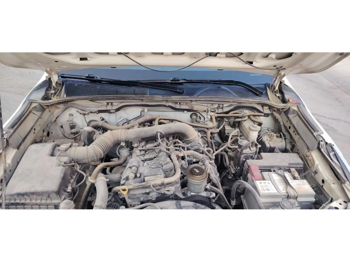 Car image 26