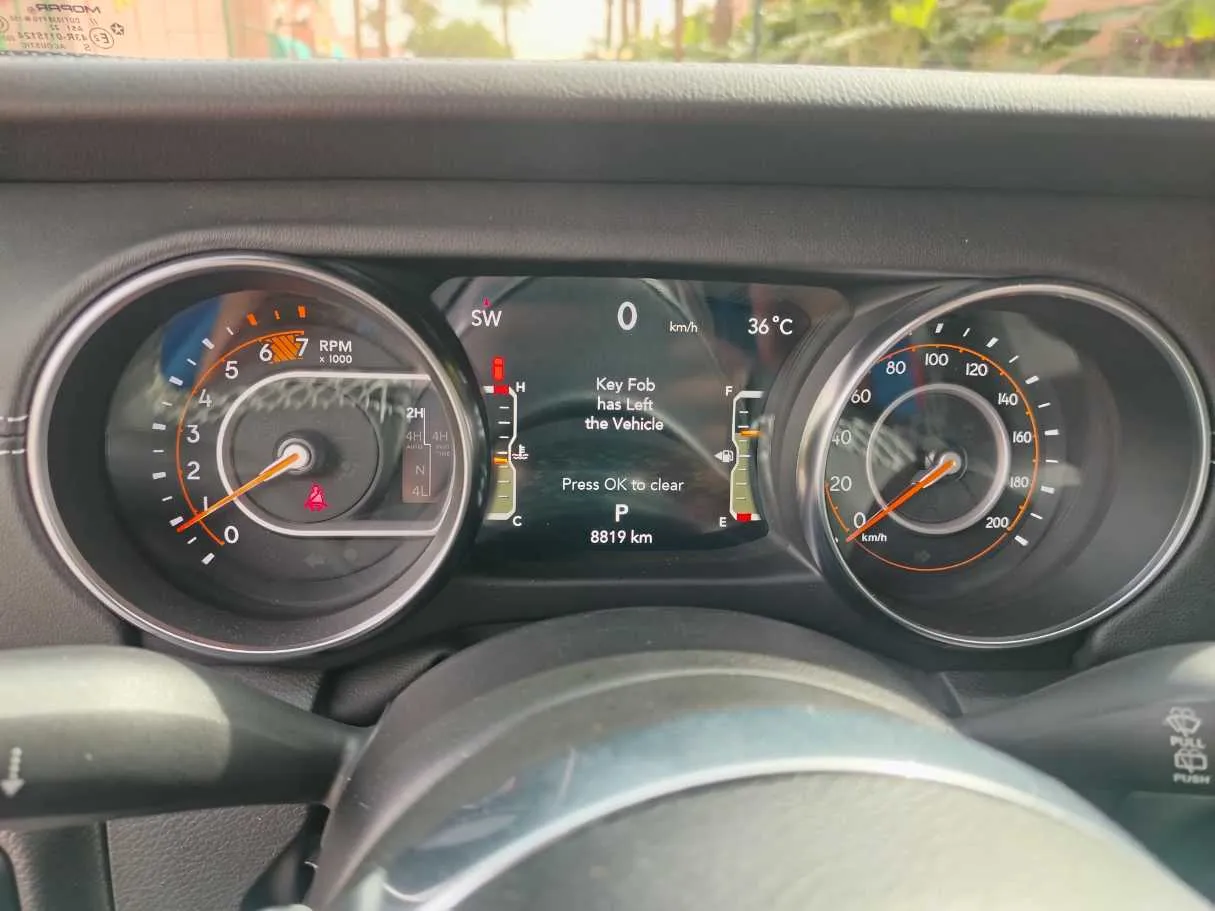 Car image 35
