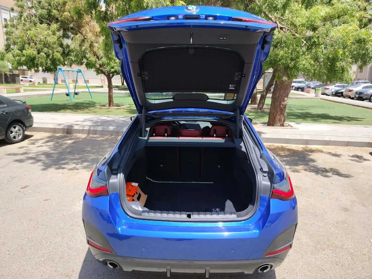 Car image 29