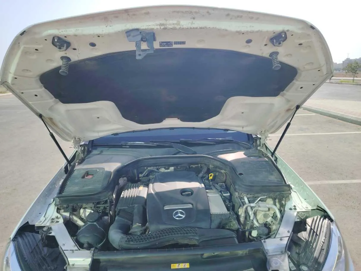 Car image 33