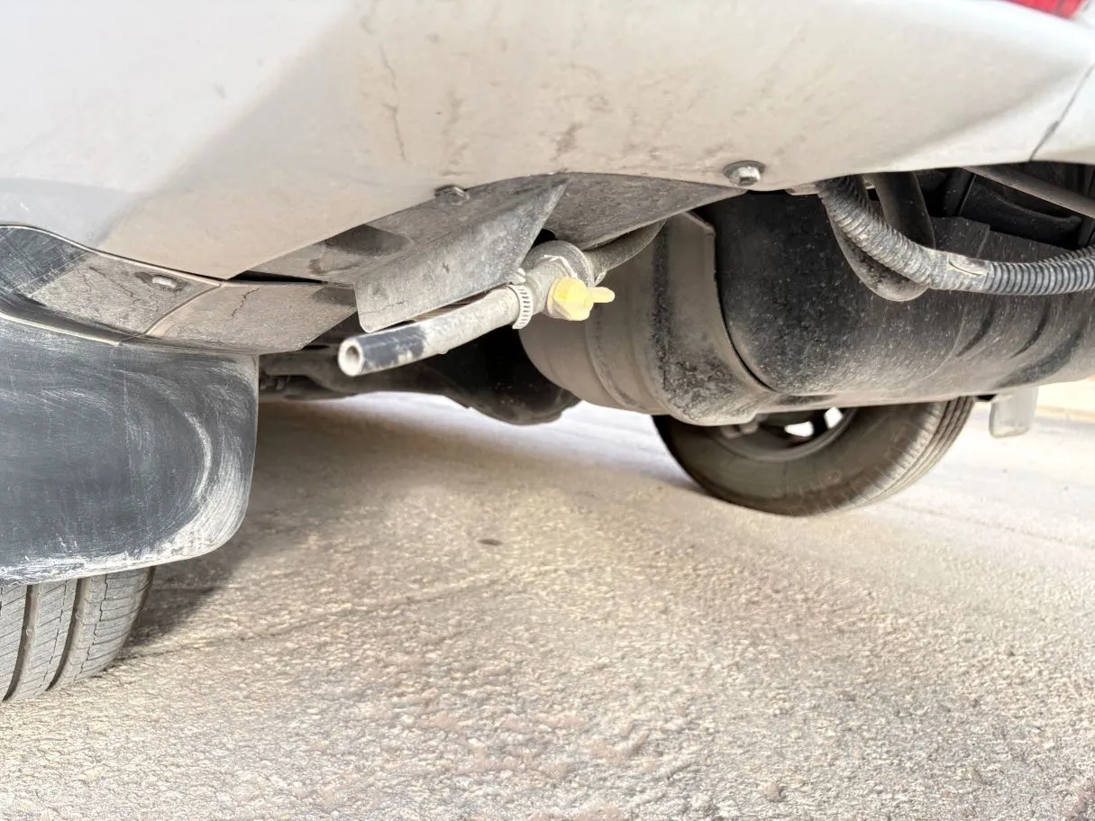 Car image 36