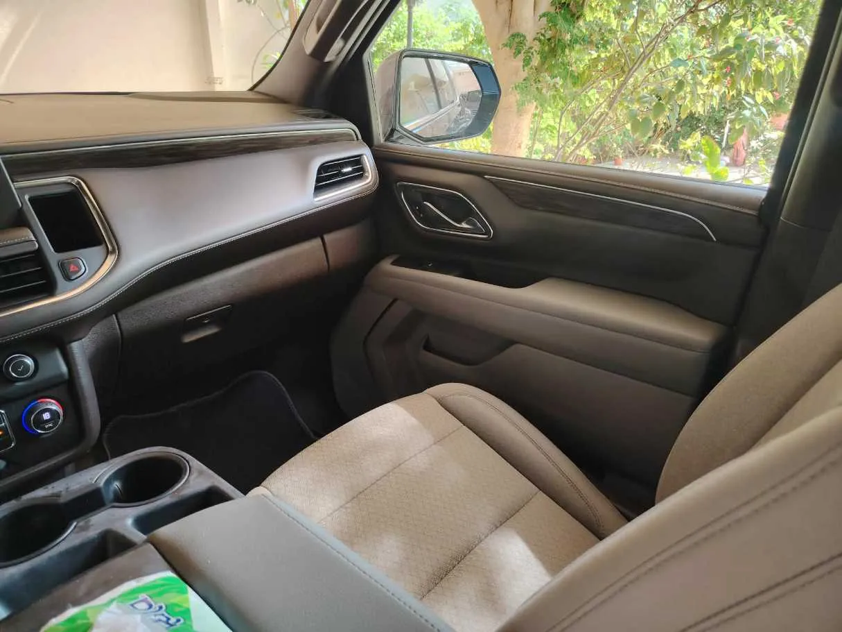 Car image 40