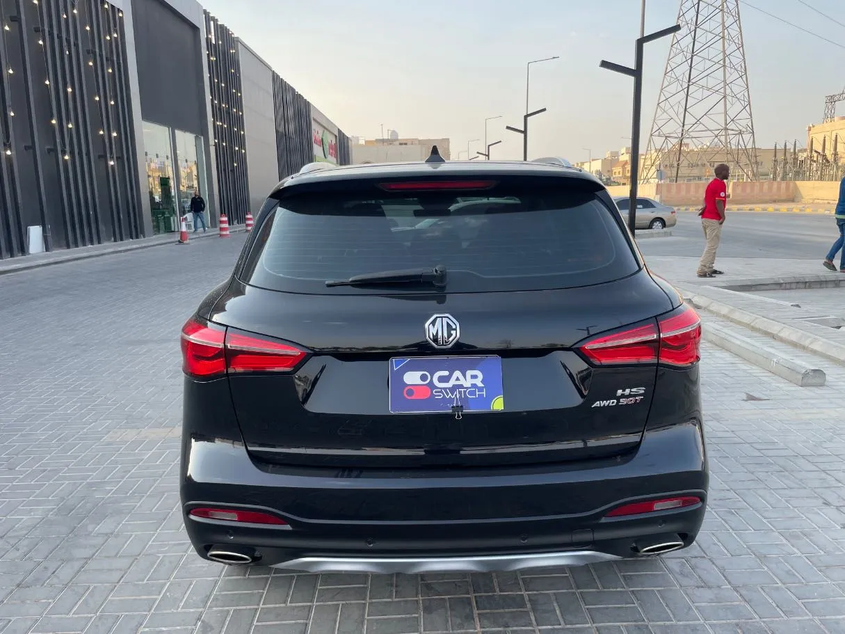 Car image 6